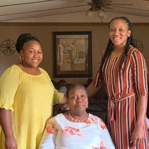 Meet your Posher, Veronica